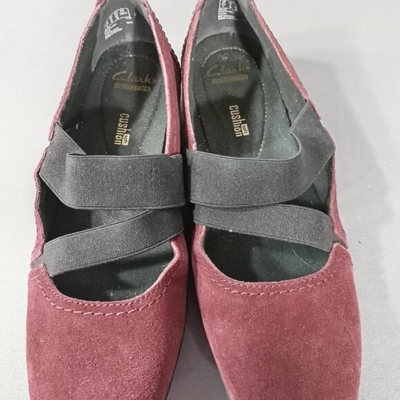 Clarks Wine Colored Suede Flats Elastic Strap 9W - Picture 6 of 9